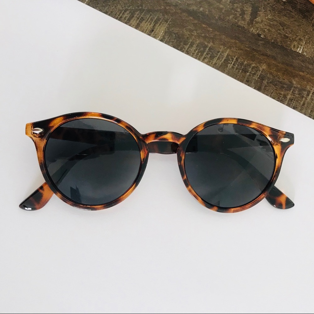 Tortoise Shell Round Pantos Sunglasses